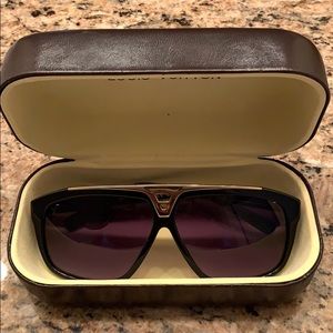 Louis Vuitton Sun Glasses